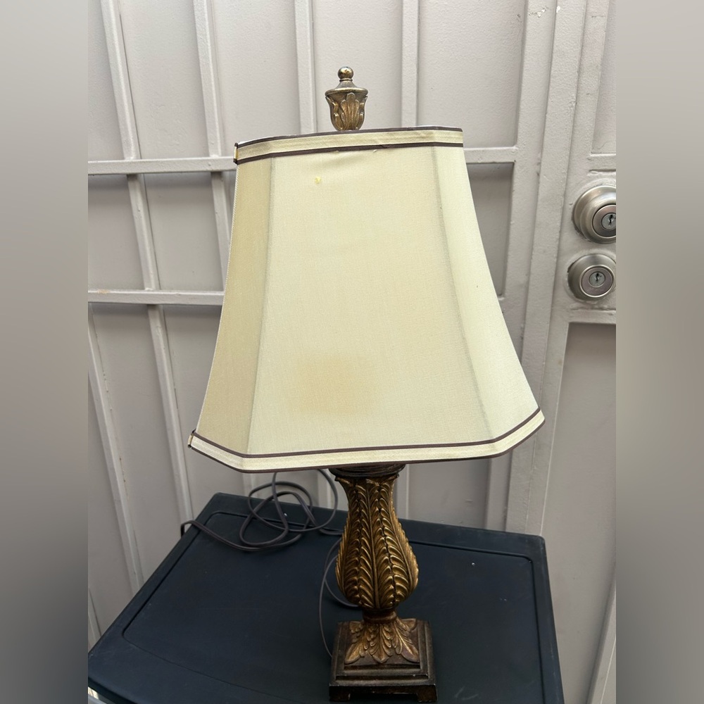 Elegant Cream and Gold Table Lamp